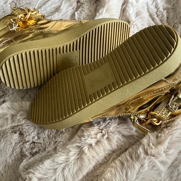 **Giuseppe Zanotti Gold Mettalic Sneakers** - Picture 4 of 6